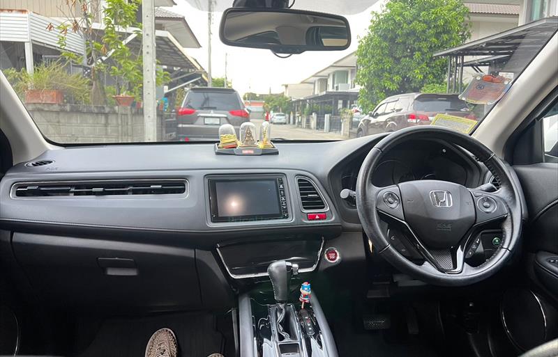 ขายรถ-suv-มือสอง-honda-ฮอนด้า-hr-v-เอชอาร์วี-รถปี2017-รหัส72530-7389bc24.jpg ขายรถ-suv-มือสอง-honda-ฮอนด้า-hr-v-เอชอาร์วี-รถปี2017-รหัส72530-7389bc24.jpg