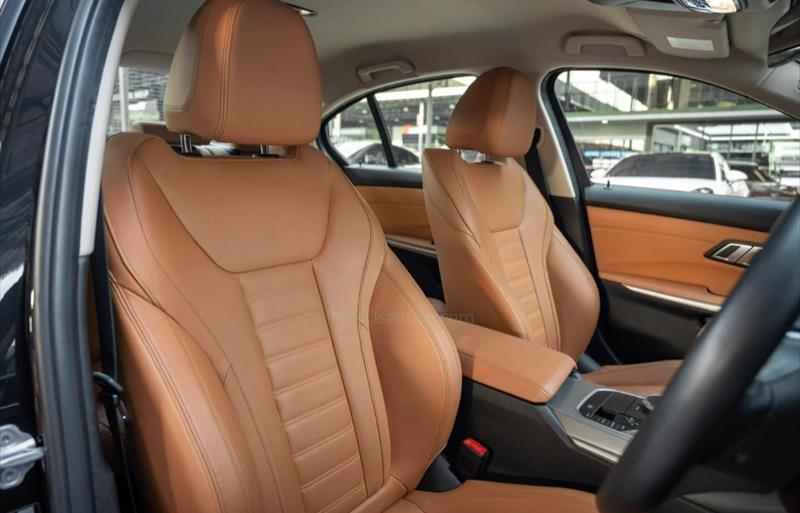 ขายรถเก๋งมือสอง-bmw-บีเอ็มดับบลิว-320d-สามสองศูนย์ดี-รถปี2020-รหัส72537-7d20c3b3.jpg