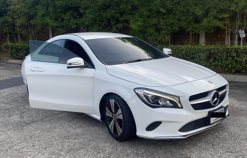 รถเก๋งมือสอง MERCEDES BENZ CLA200 รถปี 2018