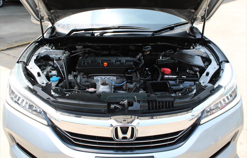 ขายรถเก๋งมือสอง-honda-ฮอนด้า-accord-แอคคอร์ด-รถปี2017-รหัส72586-99f0f4f8.jpg ขายรถเก๋งมือสอง-honda-ฮอนด้า-accord-แอคคอร์ด-รถปี2017-รหัส72586-99f0f4f8.jpg
