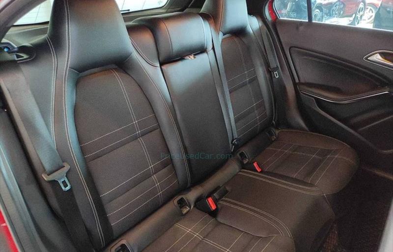 ขายรถเก๋งมือสอง-mercedes-benz-เมอร์เซเดสเบนซ์-a180-รถปี2014-รหัส72615-4014f0a3.jpg ขายรถเก๋งมือสอง-mercedes-benz-เมอร์เซเดสเบนซ์-a180-รถปี2014-รหัส72615-4014f0a3.jpg