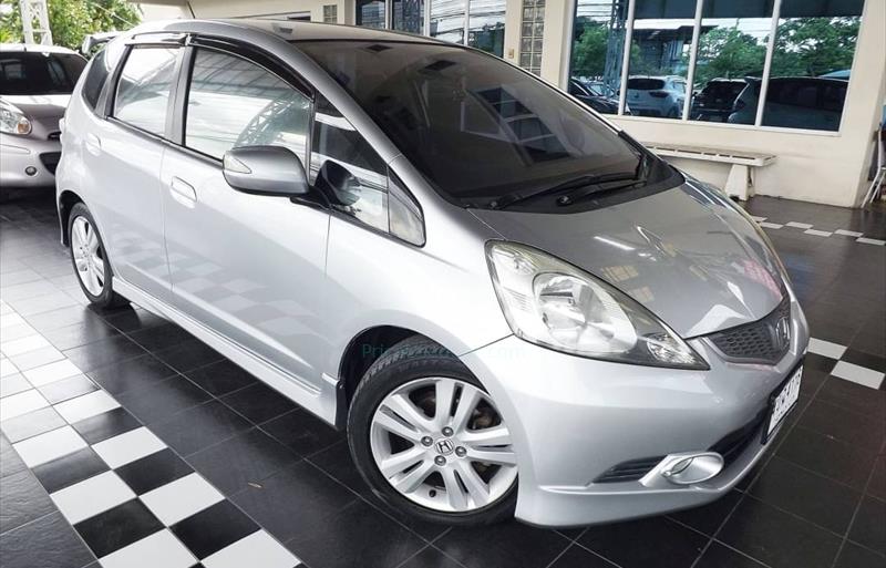 รถเก๋งมือสอง HONDA JAZZ รถปี 2009