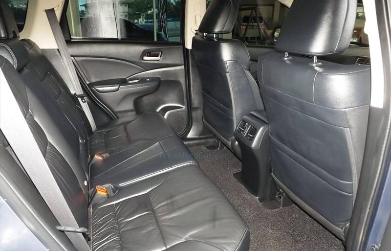 ขายรถ-suv-มือสอง-honda-ฮอนด้า-cr-v-ซีอาร์วี-รถปี2015-รหัส72654-ae277db4.jpg ขายรถ-suv-มือสอง-honda-ฮอนด้า-cr-v-ซีอาร์วี-รถปี2015-รหัส72654-ae277db4.jpg