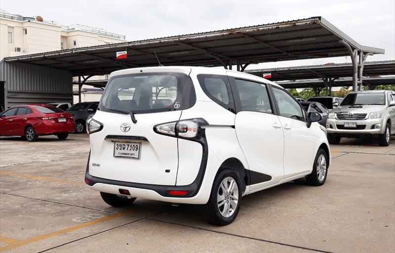 ขายรถเก๋งมือสอง toyota sienta รถปี2022 รหัส 72673 รูปที่5