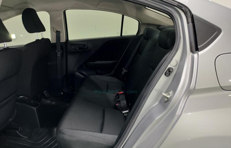 ขายรถเก๋งมือสอง-honda-ฮอนด้า-city-ซิตี้-รถปี2018-รหัส72736-1b45268f.jpg ขายรถเก๋งมือสอง-honda-ฮอนด้า-city-ซิตี้-รถปี2018-รหัส72736-1b45268f.jpg