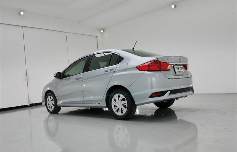 ขายรถเก๋งมือสอง-honda-ฮอนด้า-city-ซิตี้-รถปี2018-รหัส72736-9cc9d1e8.jpg ขายรถเก๋งมือสอง-honda-ฮอนด้า-city-ซิตี้-รถปี2018-รหัส72736-9cc9d1e8.jpg