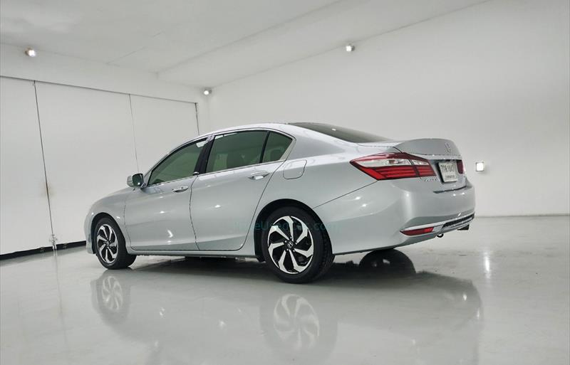 ขายรถเก๋งมือสอง-honda-ฮอนด้า-accord-แอคคอร์ด-รถปี2018-รหัส72737-6e8621c8.jpg ขายรถเก๋งมือสอง-honda-ฮอนด้า-accord-แอคคอร์ด-รถปี2018-รหัส72737-6e8621c8.jpg