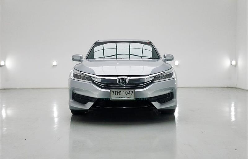 ขายรถเก๋งมือสอง-honda-ฮอนด้า-accord-แอคคอร์ด-รถปี2018-รหัส72737-a326c7f4.jpg ขายรถเก๋งมือสอง-honda-ฮอนด้า-accord-แอคคอร์ด-รถปี2018-รหัส72737-a326c7f4.jpg