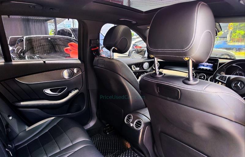 ขายรถเก๋งมือสอง-mercedes-benz-เมอร์เซเดสเบนซ์-glc250-จีแอลซีสองห้าศูนย์-รถปี2017-รหัส72743-3ec747e1.jpg ขายรถเก๋งมือสอง-mercedes-benz-เมอร์เซเดสเบนซ์-glc250-จีแอลซีสองห้าศูนย์-รถปี2017-รหัส72743-3ec747e1.jpg