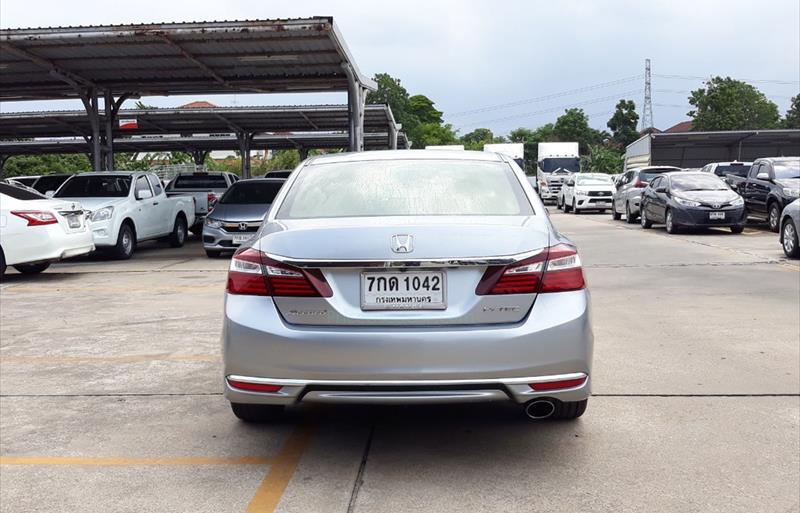 ขายรถเก๋งมือสอง-honda-ฮอนด้า-accord-แอคคอร์ด-รถปี2018-รหัส72744-630cc91c.jpg ขายรถเก๋งมือสอง-honda-ฮอนด้า-accord-แอคคอร์ด-รถปี2018-รหัส72744-630cc91c.jpg