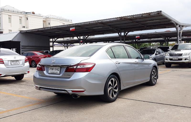 ขายรถเก๋งมือสอง-honda-ฮอนด้า-accord-แอคคอร์ด-รถปี2018-รหัส72744-e0ba5537.jpg ขายรถเก๋งมือสอง-honda-ฮอนด้า-accord-แอคคอร์ด-รถปี2018-รหัส72744-e0ba5537.jpg