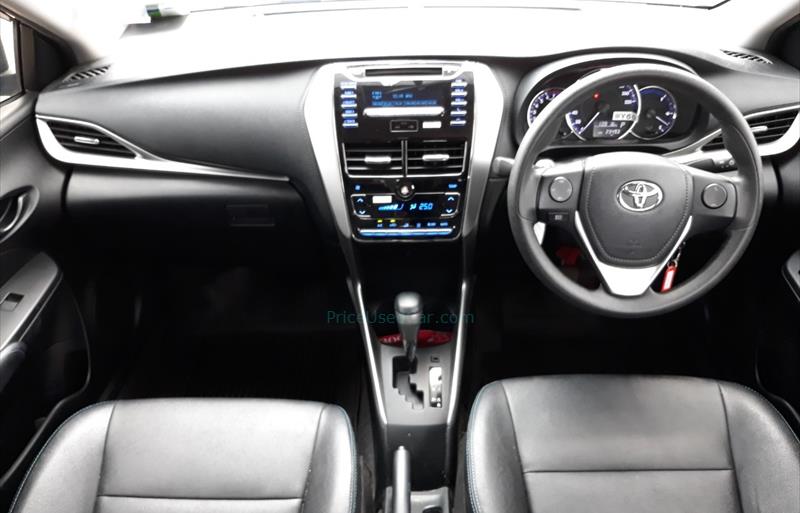 ขายรถเก๋งมือสอง-toyota-โตโยต้า-yaris-ativ-ยาริส-เอทิฟ-รถปี2020-รหัส72761-3cb8bec0.jpg ขายรถเก๋งมือสอง-toyota-โตโยต้า-yaris-ativ-ยาริส-เอทิฟ-รถปี2020-รหัส72761-3cb8bec0.jpg