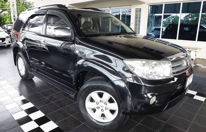 รถอเนกประสงค์มือสอง TOYOTA FORTUNER รถปี 2010