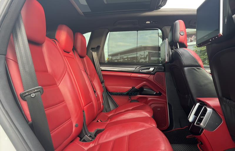 ขายรถ-suv-มือสอง-porsche-ปอร์เช่-cayenne-รถปี2015-รหัส72800-2a40ef25.jpg ขายรถ-suv-มือสอง-porsche-ปอร์เช่-cayenne-รถปี2015-รหัส72800-2a40ef25.jpg
