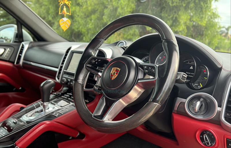 ขายรถ-suv-มือสอง-porsche-ปอร์เช่-cayenne-รถปี2015-รหัส72800-b432003e.jpg ขายรถ-suv-มือสอง-porsche-ปอร์เช่-cayenne-รถปี2015-รหัส72800-b432003e.jpg