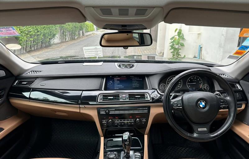 ขายรถเก๋งมือสอง-bmw-บีเอ็มดับบลิว-activehybrid-7-l-แอคทีฟไฮบริด7-แอล-รถปี2013-รหัส72824-fe97585a.jpg ขายรถเก๋งมือสอง-bmw-บีเอ็มดับบลิว-activehybrid-7-l-แอคทีฟไฮบริด7-แอล-รถปี2013-รหัส72824-fe97585a.jpg
