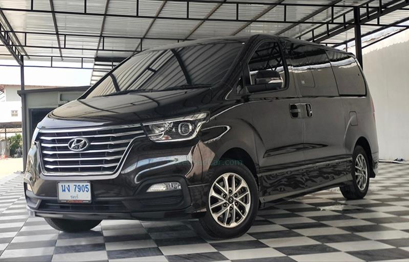 รถตู้มือสอง  HYUNDAI H-1 2.5 Deluxe รถปี2019
