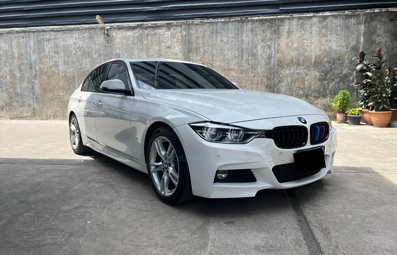 รถเก๋งมือสอง BMW 320d รถปี 2018