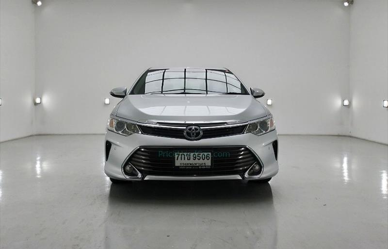 ขายรถเก๋งมือสอง toyota camry รถปี2018 รหัส 72899 รูปที่2