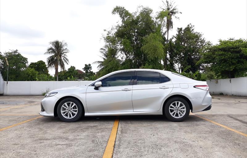 ขายรถเก๋งมือสอง-toyota-โตโยต้า-camry-คัมรี่-รถปี2019-รหัส72904-a7ff349f.jpg ขายรถเก๋งมือสอง-toyota-โตโยต้า-camry-คัมรี่-รถปี2019-รหัส72904-a7ff349f.jpg