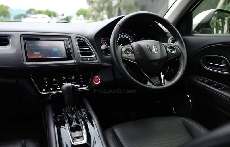 ขายรถ-suv-มือสอง-honda-ฮอนด้า-hr-v-เอชอาร์วี-รถปี2019-รหัส72907-f848159c.jpg ขายรถ-suv-มือสอง-honda-ฮอนด้า-hr-v-เอชอาร์วี-รถปี2019-รหัส72907-f848159c.jpg
