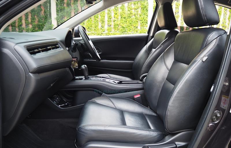 ขายรถ-suv-มือสอง-honda-ฮอนด้า-hr-v-เอชอาร์วี-รถปี2015-รหัส72908-18e88aeb.jpg ขายรถ-suv-มือสอง-honda-ฮอนด้า-hr-v-เอชอาร์วี-รถปี2015-รหัส72908-18e88aeb.jpg
