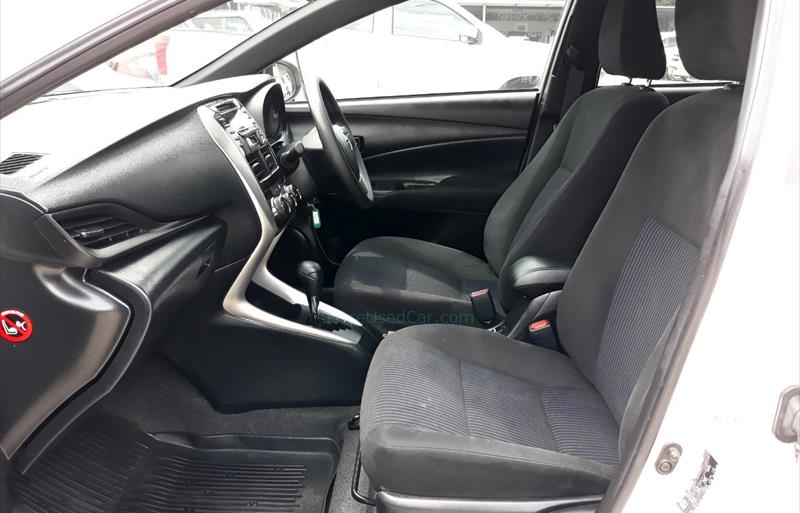 ขายรถเก๋งมือสอง-toyota-โตโยต้า-yaris-ยาริส-รถปี2018-รหัส72925-3595ecc9.jpg