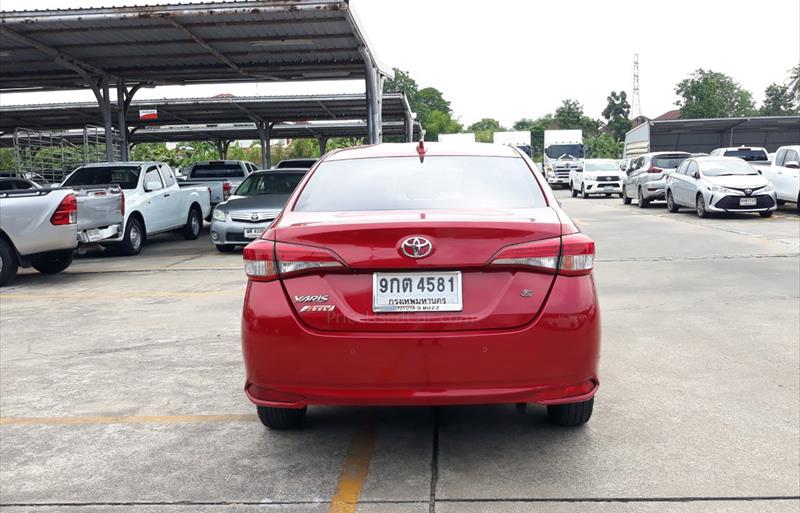 ขายรถเก๋งมือสอง toyota yaris-ativ รถปี2019 รหัส 72926 รูปที่4