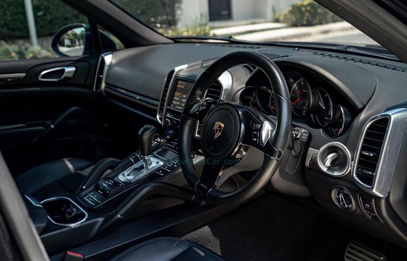ขายรถ-suv-มือสอง-porsche-ปอร์เช่-cayenne-รถปี2011-รหัส72957-6e5840be.jpg ขายรถ-suv-มือสอง-porsche-ปอร์เช่-cayenne-รถปี2011-รหัส72957-6e5840be.jpg