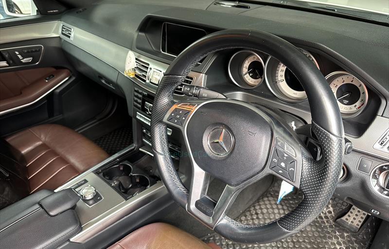 ขายรถเก๋งมือสอง-mercedes-benz-เมอร์เซเดสเบนซ์-e200-อีสองศูนย์ศูนย์-รถปี2014-รหัส72959-939496ab.jpg ขายรถเก๋งมือสอง-mercedes-benz-เมอร์เซเดสเบนซ์-e200-อีสองศูนย์ศูนย์-รถปี2014-รหัส72959-939496ab.jpg