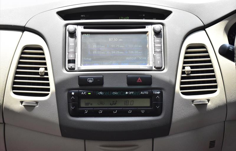 ขายรถตู้มือสอง-toyota-โตโยต้า-innova-อินโนวา-รถปี2011-รหัส72982-285b1df7.jpg ขายรถตู้มือสอง-toyota-โตโยต้า-innova-อินโนวา-รถปี2011-รหัส72982-285b1df7.jpg