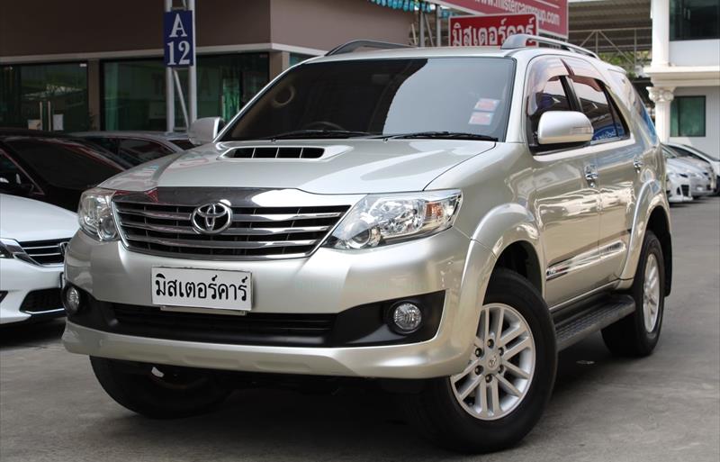 รถอเนกประสงค์มือสอง TOYOTA FORTUNER รถปี 2012