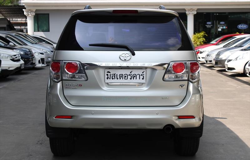 ขายรถ-suv-มือสอง-toyota-โตโยต้า-fortuner-ฟอร์จูนเนอร์-รถปี2012-รหัส72984-5594ef03.jpg ขายรถ-suv-มือสอง-toyota-โตโยต้า-fortuner-ฟอร์จูนเนอร์-รถปี2012-รหัส72984-5594ef03.jpg
