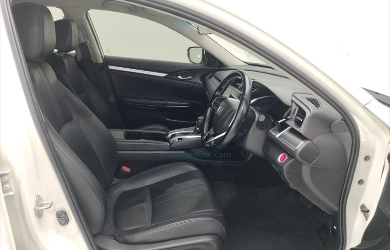 ขายรถเก๋งมือสอง-honda-ฮอนด้า-civic-ซีวิค-รถปี2018-รหัส73006-d729dce4.jpg ขายรถเก๋งมือสอง-honda-ฮอนด้า-civic-ซีวิค-รถปี2018-รหัส73006-d729dce4.jpg