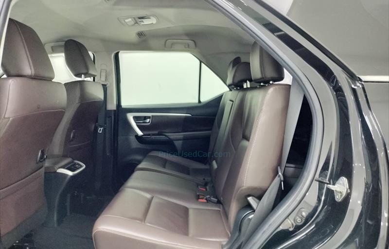 ขายรถ-suv-มือสอง-toyota-โตโยต้า-fortuner-ฟอร์จูนเนอร์-รถปี2018-รหัส73033-143cdf5b.jpg ขายรถ-suv-มือสอง-toyota-โตโยต้า-fortuner-ฟอร์จูนเนอร์-รถปี2018-รหัส73033-143cdf5b.jpg