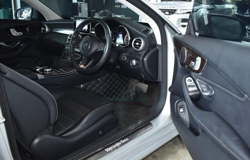 ขายรถเก๋งมือสอง-mercedes-benz-เมอร์เซเดสเบนซ์-c250-ซีสองห้าศูนย์-รถปี2017-รหัส73039-1844c148.jpg ขายรถเก๋งมือสอง-mercedes-benz-เมอร์เซเดสเบนซ์-c250-ซีสองห้าศูนย์-รถปี2017-รหัส73039-1844c148.jpg