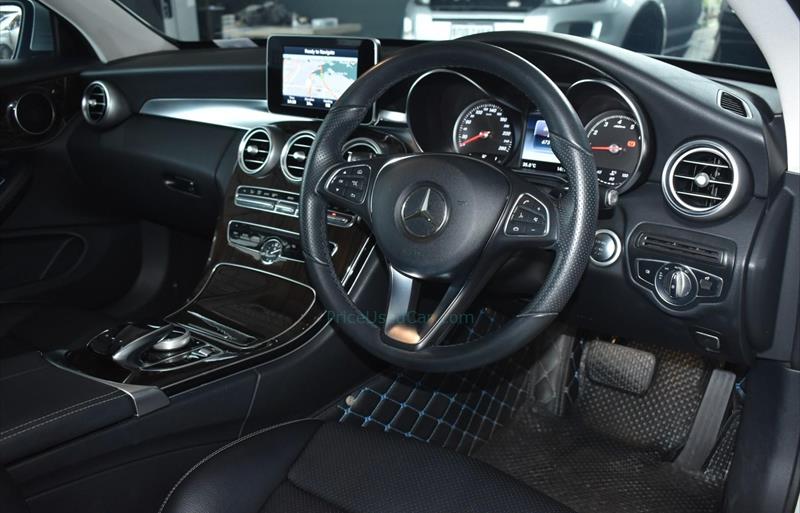 ขายรถเก๋งมือสอง-mercedes-benz-เมอร์เซเดสเบนซ์-c250-ซีสองห้าศูนย์-รถปี2017-รหัส73039-42cebfe7.jpg ขายรถเก๋งมือสอง-mercedes-benz-เมอร์เซเดสเบนซ์-c250-ซีสองห้าศูนย์-รถปี2017-รหัส73039-42cebfe7.jpg