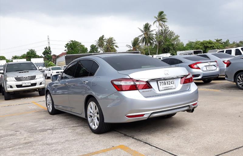 ขายรถเก๋งมือสอง honda accord รถปี2018 รหัส 73068 รูปที่3