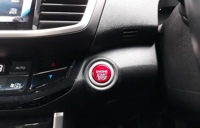 ขายรถเก๋งมือสอง-honda-ฮอนด้า-accord-แอคคอร์ด-รถปี2018-รหัส73068-c3917dca.jpg ขายรถเก๋งมือสอง-honda-ฮอนด้า-accord-แอคคอร์ด-รถปี2018-รหัส73068-c3917dca.jpg