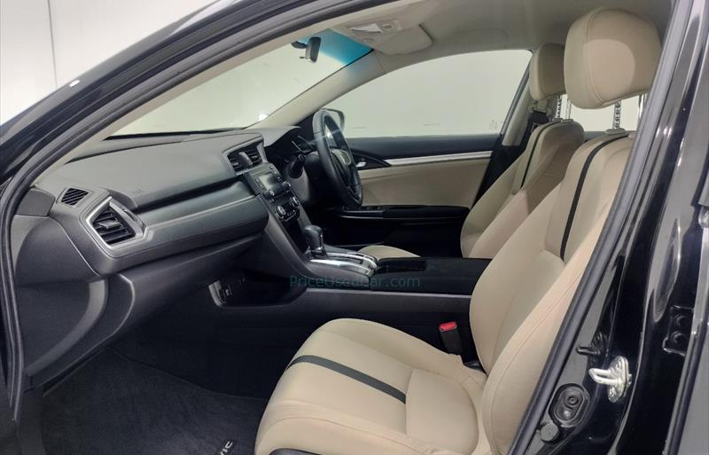 ขายรถเก๋งมือสอง-honda-ฮอนด้า-civic-ซีวิค-รถปี2018-รหัส73078-491f0ffa.jpg ขายรถเก๋งมือสอง-honda-ฮอนด้า-civic-ซีวิค-รถปี2018-รหัส73078-491f0ffa.jpg