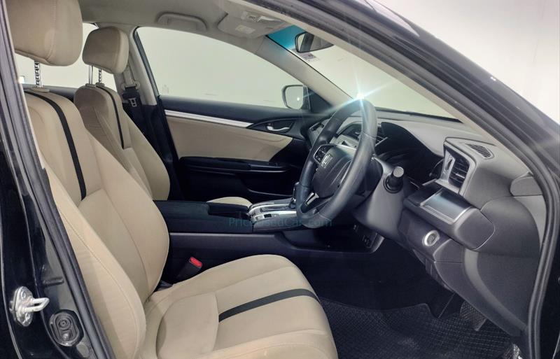 ขายรถเก๋งมือสอง-honda-ฮอนด้า-civic-ซีวิค-รถปี2018-รหัส73078-5f7a9c43.jpg ขายรถเก๋งมือสอง-honda-ฮอนด้า-civic-ซีวิค-รถปี2018-รหัส73078-5f7a9c43.jpg
