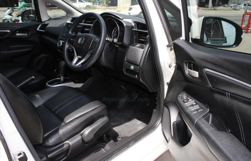 ขายรถเก๋งมือสอง-honda-ฮอนด้า-jazz-แจ๊ส-รถปี2018-รหัส73097-5e4a92ed.jpg ขายรถเก๋งมือสอง-honda-ฮอนด้า-jazz-แจ๊ส-รถปี2018-รหัส73097-5e4a92ed.jpg