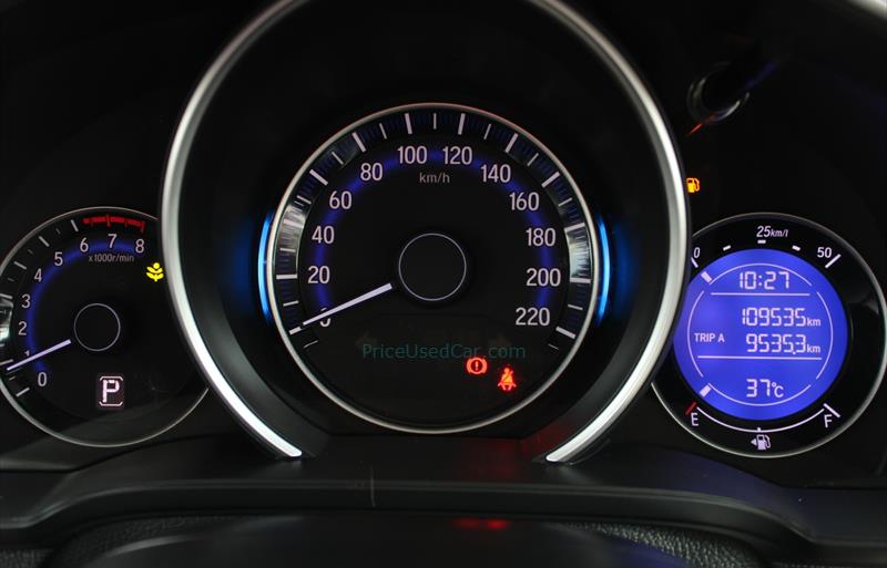 ขายรถเก๋งมือสอง-honda-ฮอนด้า-jazz-แจ๊ส-รถปี2018-รหัส73097-dbc91390.jpg ขายรถเก๋งมือสอง-honda-ฮอนด้า-jazz-แจ๊ส-รถปี2018-รหัส73097-dbc91390.jpg