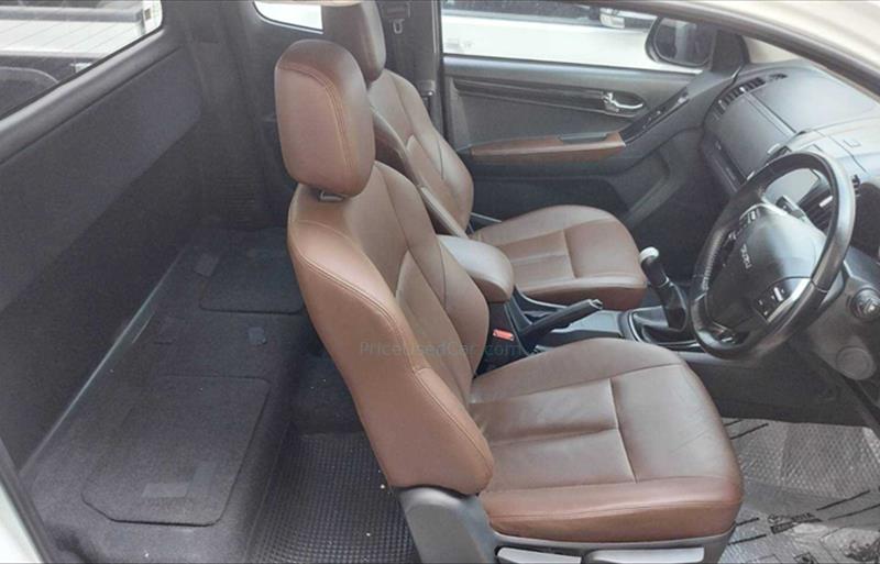 ขายรถกระบะมือสอง-isuzu-อีซูซุ-d-max-ดีแมคซ์-รถปี2019-รหัส73104-da424a69.jpg ขายรถกระบะมือสอง-isuzu-อีซูซุ-d-max-ดีแมคซ์-รถปี2019-รหัส73104-da424a69.jpg