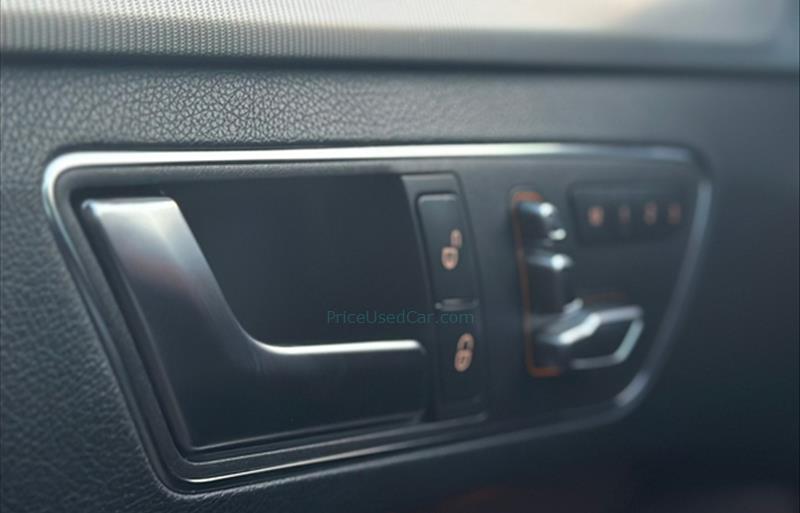 ขายรถเก๋งมือสอง-mercedes-benz-เมอร์เซเดสเบนซ์-e200-อีสองศูนย์ศูนย์-รถปี2014-รหัส73117-7acbaf88.jpg ขายรถเก๋งมือสอง-mercedes-benz-เมอร์เซเดสเบนซ์-e200-อีสองศูนย์ศูนย์-รถปี2014-รหัส73117-7acbaf88.jpg