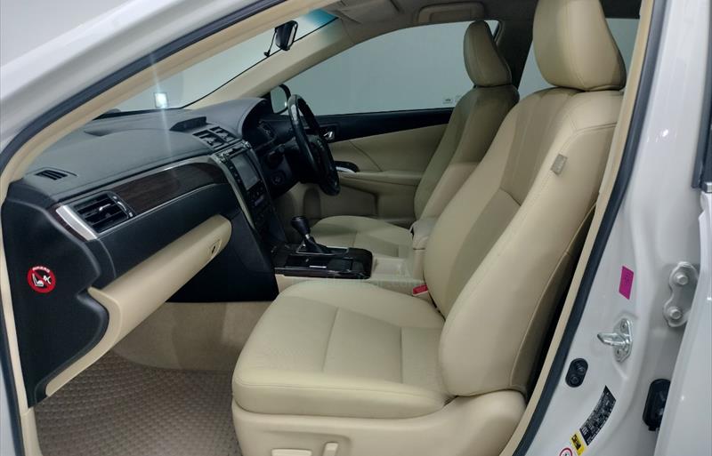 ขายรถเก๋งมือสอง-toyota-โตโยต้า-camry-คัมรี่-รถปี2016-รหัส73142-2c349613.jpg ขายรถเก๋งมือสอง-toyota-โตโยต้า-camry-คัมรี่-รถปี2016-รหัส73142-2c349613.jpg