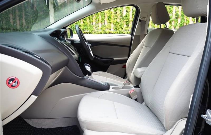 ขายรถเก๋งมือสอง-ford-ฟอร์ด-focus-โฟกัส-รถปี2012-รหัส73186-6260938b.jpg ขายรถเก๋งมือสอง-ford-ฟอร์ด-focus-โฟกัส-รถปี2012-รหัส73186-6260938b.jpg