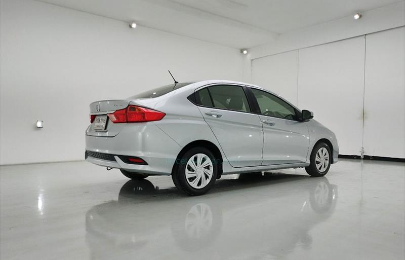 ขายรถเก๋งมือสอง-honda-ฮอนด้า-city-ซิตี้-รถปี2018-รหัส73204-b9a88352.jpg ขายรถเก๋งมือสอง-honda-ฮอนด้า-city-ซิตี้-รถปี2018-รหัส73204-b9a88352.jpg