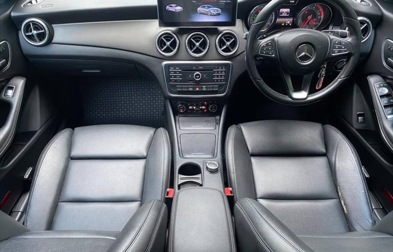 ขายรถเก๋งมือสอง-mercedes-benz-เมอร์เซเดสเบนซ์-cla200-รถปี2017-รหัส73214-3a2b24f5.jpg ขายรถเก๋งมือสอง-mercedes-benz-เมอร์เซเดสเบนซ์-cla200-รถปี2017-รหัส73214-3a2b24f5.jpg