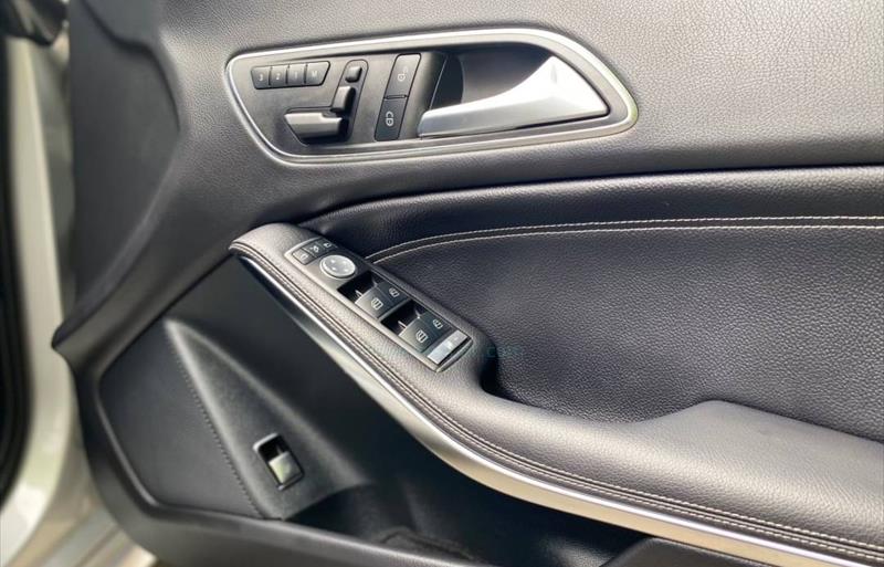 ขายรถเก๋งมือสอง-mercedes-benz-เมอร์เซเดสเบนซ์-cla200-รถปี2017-รหัส73214-d808ade9.jpg ขายรถเก๋งมือสอง-mercedes-benz-เมอร์เซเดสเบนซ์-cla200-รถปี2017-รหัส73214-d808ade9.jpg